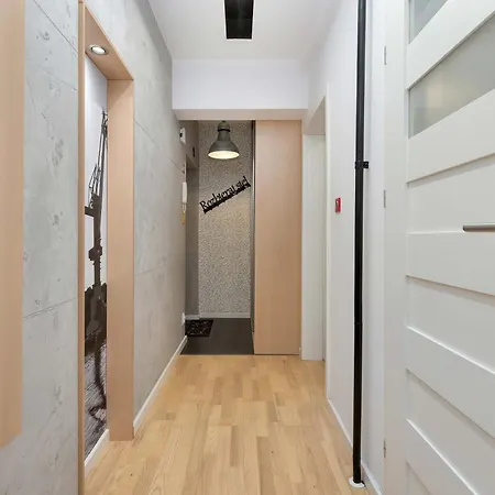 Stylish With Balcony In Old Town By Renters