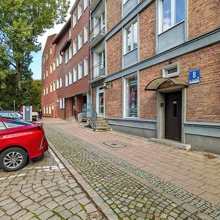 Stylish With Balcony In Old Town By Renters