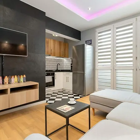 Appartement Stylish With Balcony In Old Town By Renters *