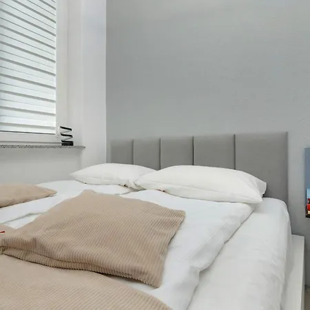 Appartement Stylish With Balcony In Old Town By Renters Gdańsk