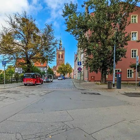 Stylish With Balcony In Old Town By Renters Appartement
